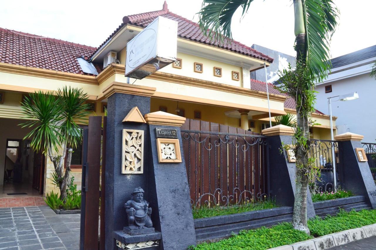 Roemah Canting Homestay Yogyakarta Esterno foto