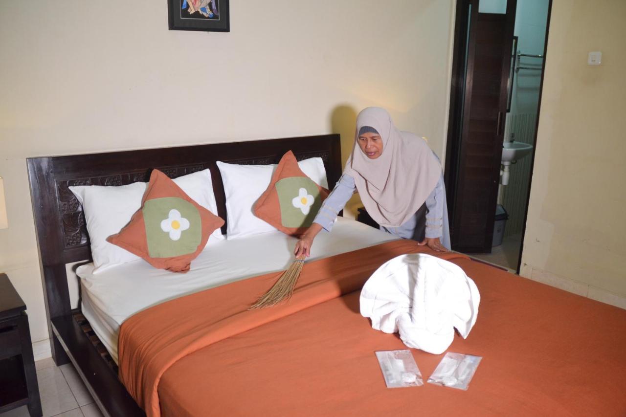 Roemah Canting Homestay Yogyakarta Esterno foto